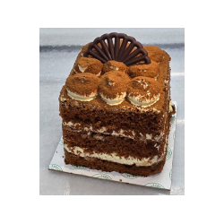 Tiramisu Cake
